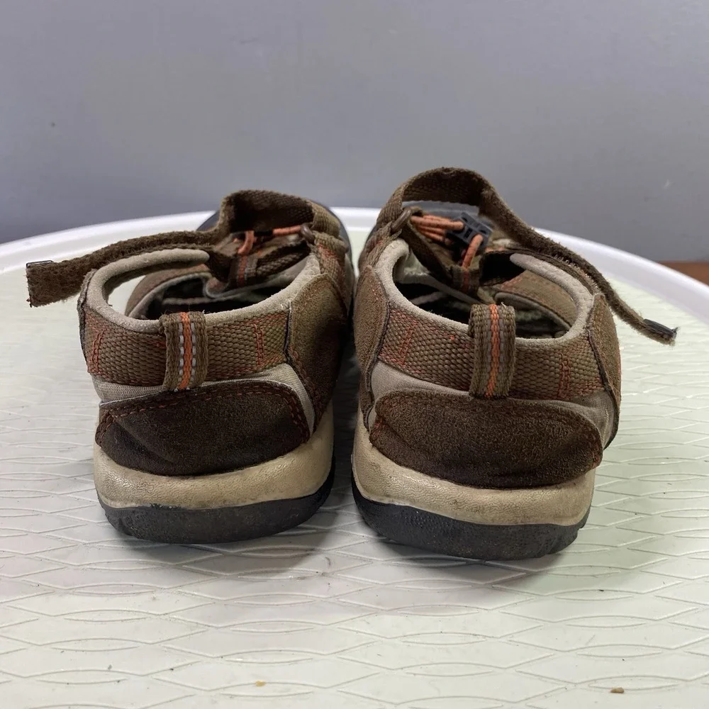 KEEN Water‎ Shoes Sandals H2O Kids Youth Size 5 Brown Orange Fabric